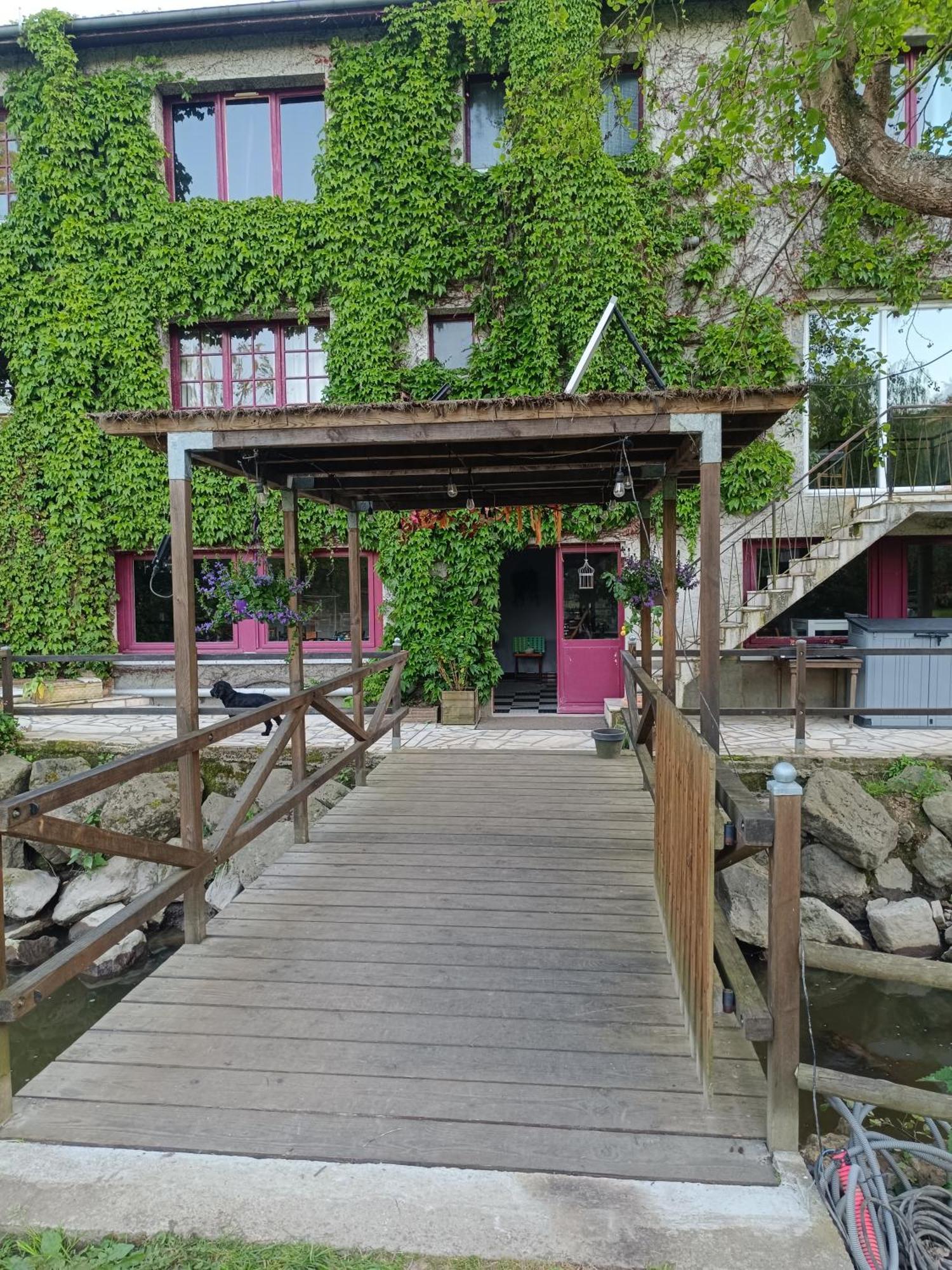 Chambres D'Hotes Du Port Gautier Vouvray-sur-Loir Exterior photo
