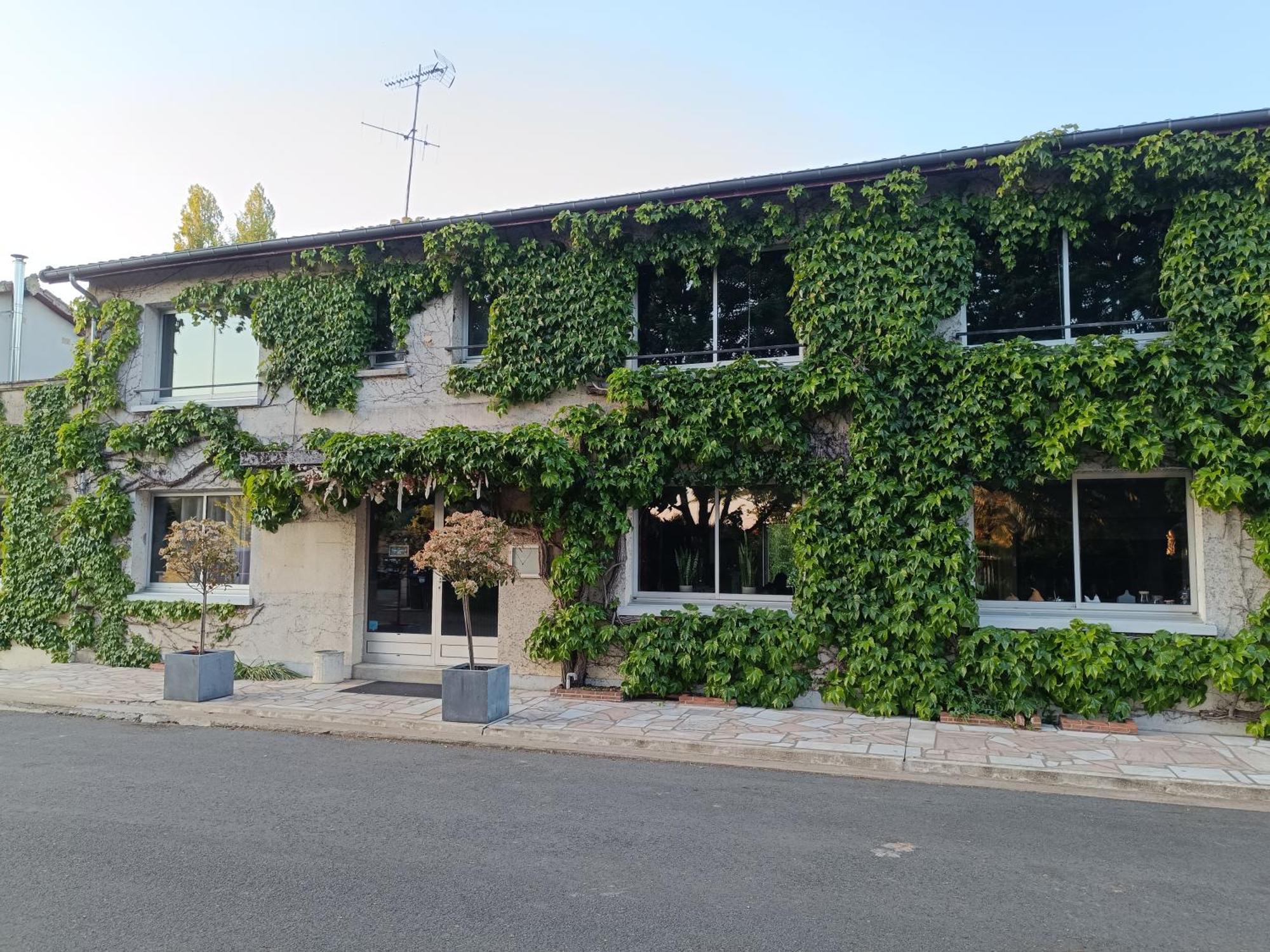 Chambres D'Hotes Du Port Gautier Vouvray-sur-Loir Exterior photo